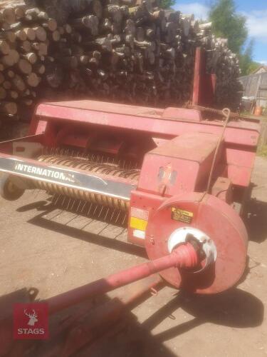 1984 CASE INTERNATIONAL 445D BALER