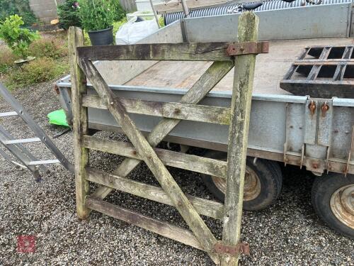4' WOODEN GATE