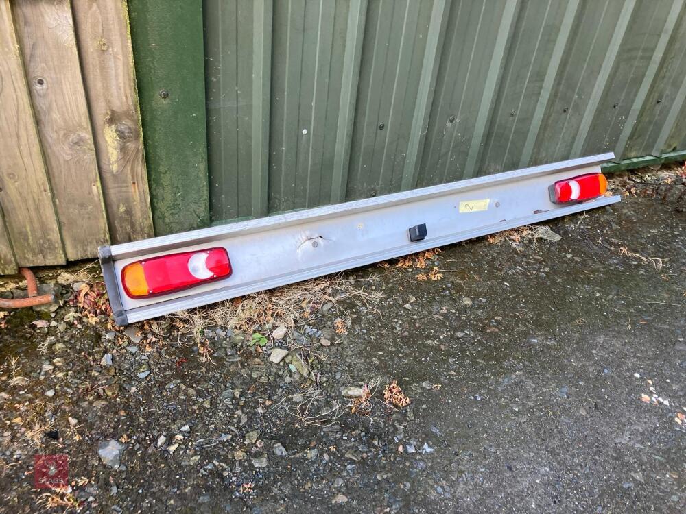 LORRY REAR BUMPER WITH LIGHTS (2)