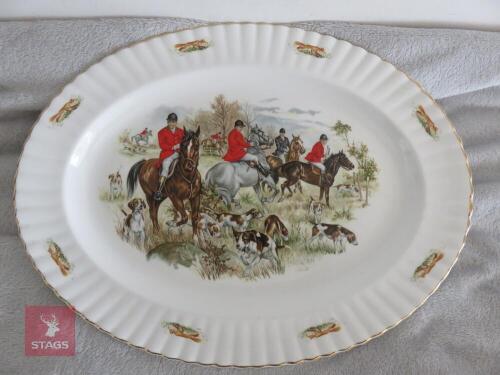 LARGE OVAL PLATTER WITH HUNTING SCENE