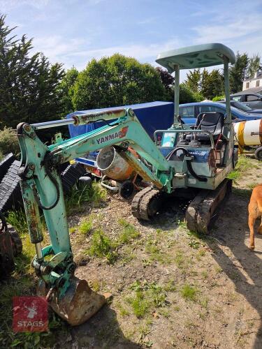 YANMAR B12 MINI DIGGER