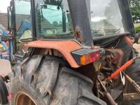 1987 CASE INTERNATIONAL 685 2WD TRACTOR - 45