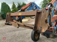 1987 CASE INTERNATIONAL 685 2WD TRACTOR - 68