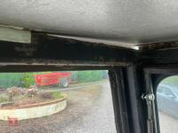 1987 CASE INTERNATIONAL 685 2WD TRACTOR - 77