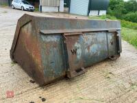 BOBCAT 773 SKIDSTEER LOADER & ATTACHMENTS - 48