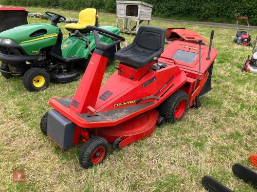 COUNTAX HYDROSTATIC RIDE-ON MOWER