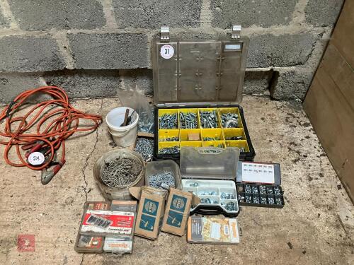 LARGE VARIETY OF FIXINGS (31)