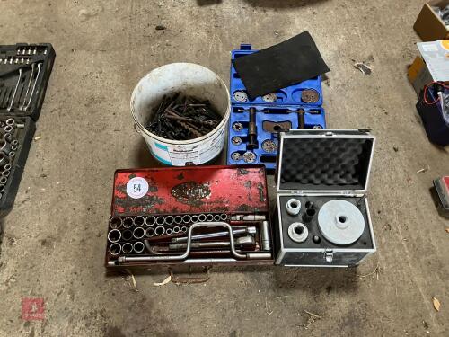 SOCKET SET, CUTTER, RE-WIND TOOL (54)