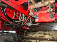 MASSEY FERGUSON 29 COMBINE - 28