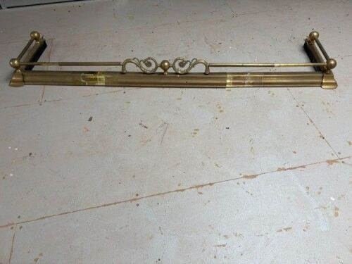 ORNATE BRASS HEARTH RAIL
