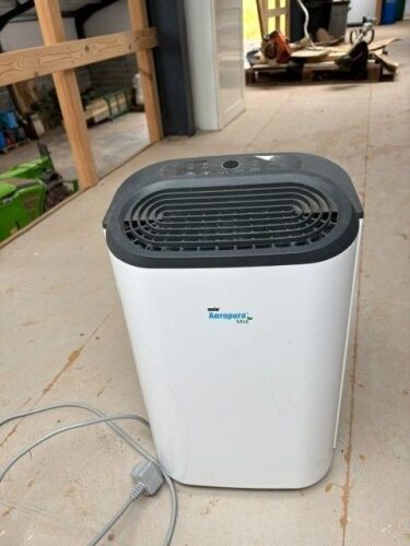 DOMESTIC DE-HUMIDIFIER