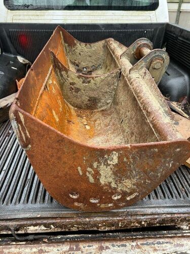 5' GRADING BUCKET
