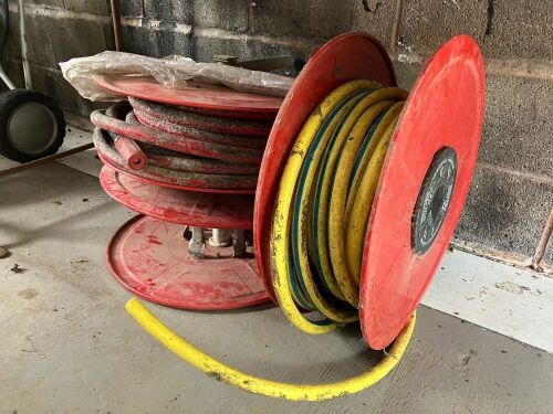 3 HOSE REELS