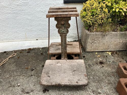 BARTLETT OF BRISTOL SCALES