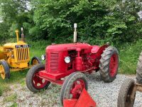 DAVID BROWN 25D 2WD TRACTOR