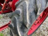 DAVID BROWN 25D 2WD TRACTOR - 17