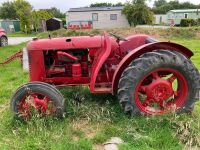 DAVID BROWN 2WD TRACTOR (S/R) - 22
