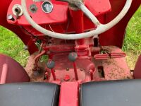 DAVID BROWN 2WD TRACTOR (S/R) - 27