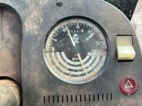 1988 JOHN DEERE 2450 4WD TRACTOR - 59