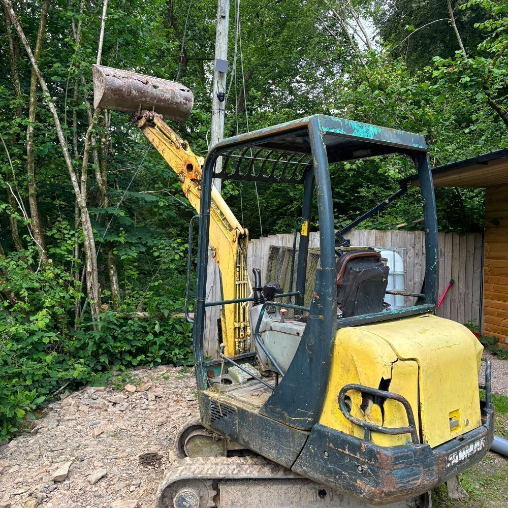 2003 YANMAR B15 MINI DIGGER (S/R)