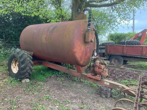 SLURRY TANKER