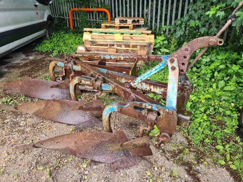 RANSOMES 3 FURROW PLOUGH