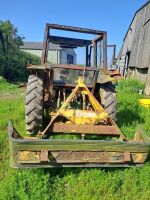 JOHN DEERE 1040 TRACTOR - 3