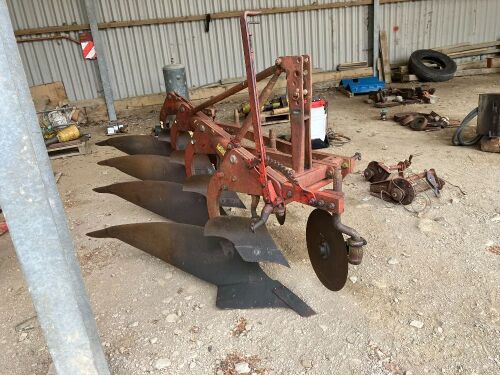 4 FURROW KVERNELAND PLOUGH