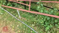 14' 2'' SLOPING BOTTOMED GATE - 6