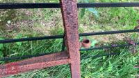 14' 2'' SLOPING BOTTOMED GATE - 9