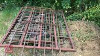 4 BOX SECTION GATES - 3