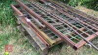 4 BOX SECTION GATES - 5
