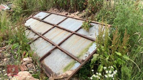14' 4'' METAL SHEETED DOOR
