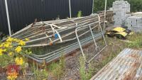 16 HERAS FENCING PANELS - 2