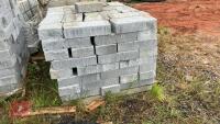 PALLET OF APPROX 120 4'' THERMO BLOCKS - 3