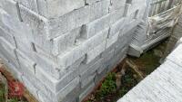 PALLET OF APPROX 120 4'' THERMO BLOCKS - 3