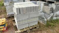 PALLET OF 70 4'' CONCRETE BLOCKS - 4