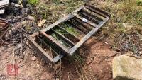 PAIR OF METAL TRAILER RAMPS