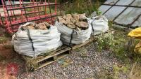 3 DUMPY BAGS WHITE LIAS BUILDING STONE - 11