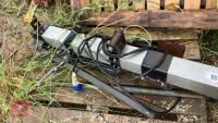 LARGE EXTENDING OUTDOOR LIGHT - 4