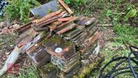 PALLET OF CLAY ROOF TILES - 9