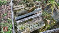2 WOODEN BASKETS OF PAVING & PATIO SLABS - 8