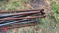 12 SCAFFOLDING SUPPORT LEGS - 8