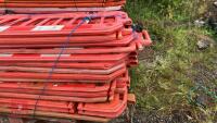 18 PLASTIC SAFETY BARRIERS - 10