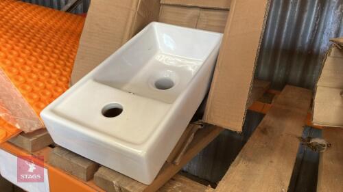COMPACT WASH BASIN