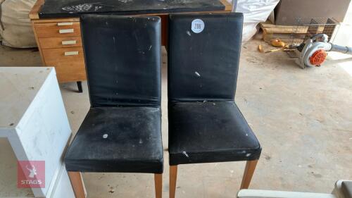 2 VINTAGE TABLE CHAIRS