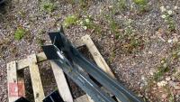 PAIR OF STEEL SUPPORT BRACKETS - 4