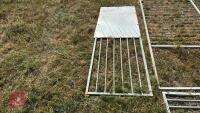 4 MIXED DOG KENNEL PANELS - 13