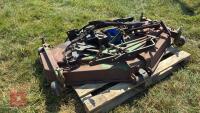 JOHN DEERE LAWN MOWER DECK - 4