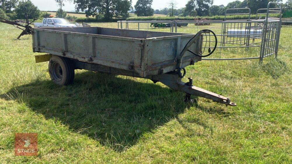 HYDRAULIC TIPPING TRAILER